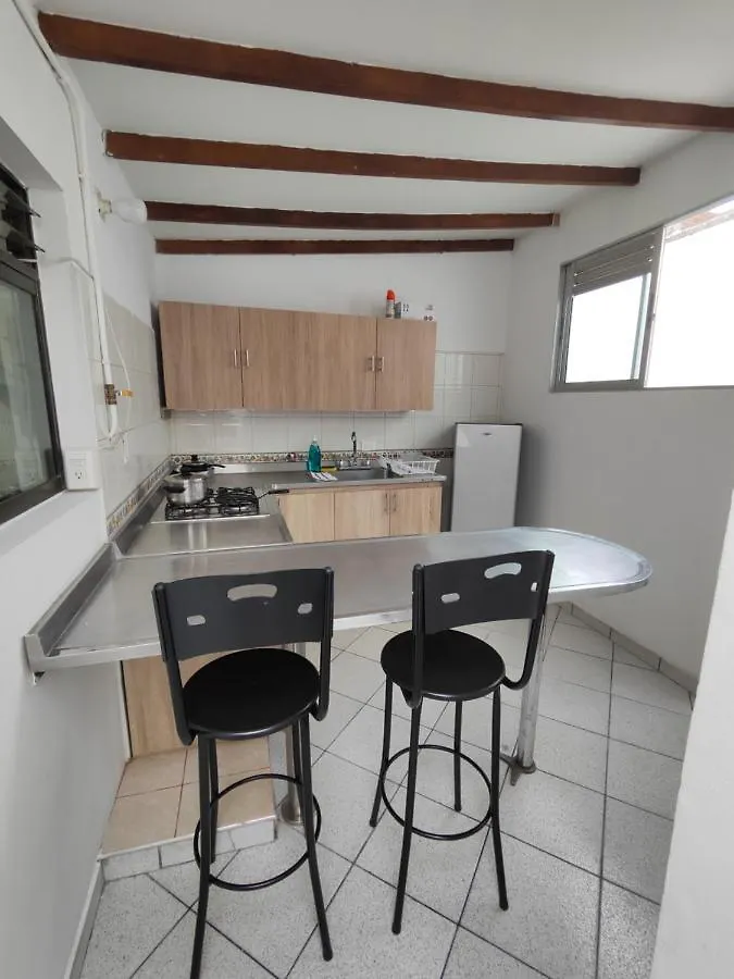 Apartamento En Laureles, Medellin公寓 麦德林